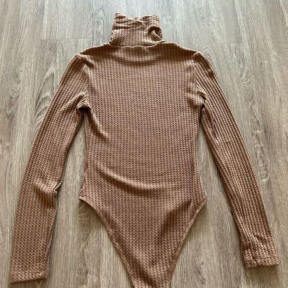 SHEIN Bodysuit  - Picture 6 of 7